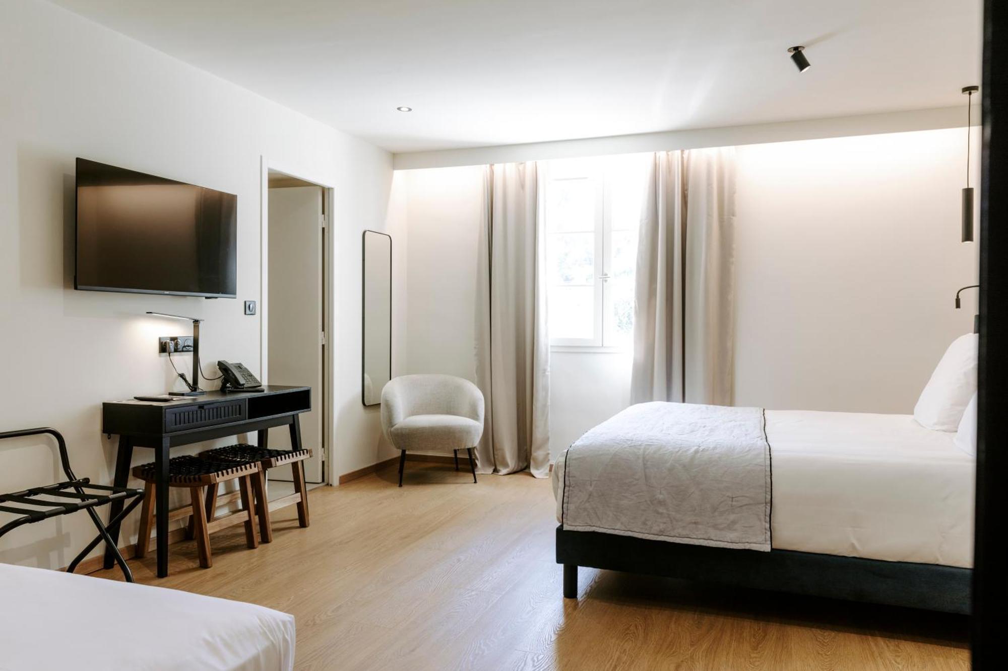 רמולין Soko Hotels-Pont Du Gard מראה חיצוני תמונה